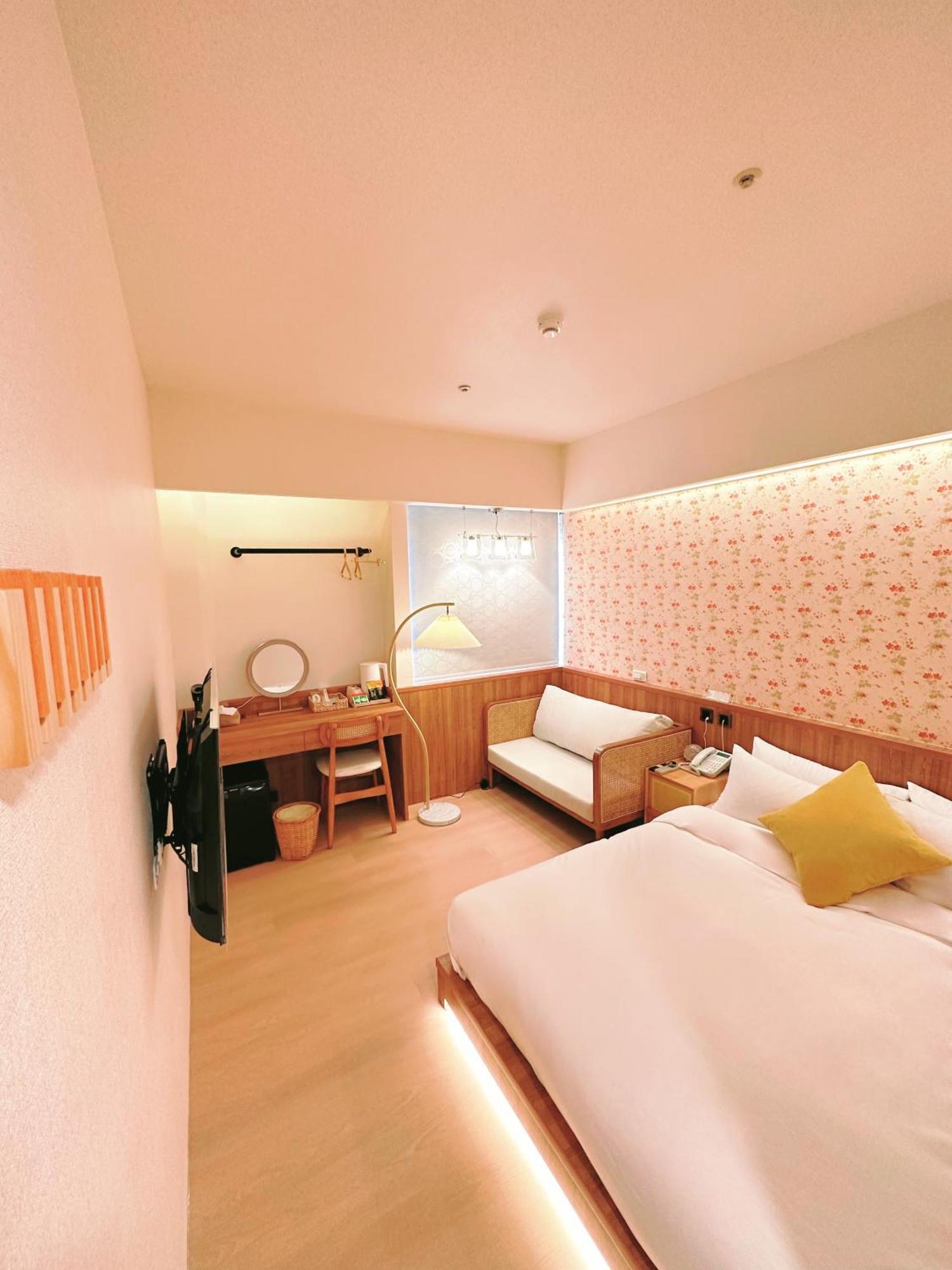Cat Tail Pocket Inn Taipei Esterno foto